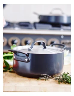 Greenpan Craft 24cm/4.9L Covered Casserole Black -Greenpan Shop 741791080 3 1 720x928