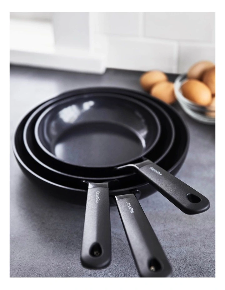 Greenpan SmartShape 20/28cm 2pc Frypan Set Black 6 Greenpan SmartShape 20/28cm 2pc Frypan Set Black - Image 4