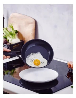 Greenpan SmartShape 20/28cm 2pc Frypan Set Black 13 Greenpan SmartShape 20/28cm 2pc Frypan Set Black -Greenpan Shop 779233510 5 720x928