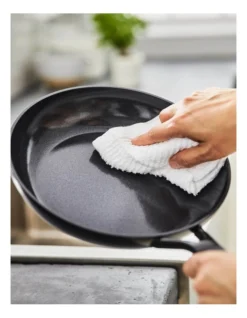 Greenpan SmartShape 24cm Frypan Black -Greenpan Shop 779233600 7 720x928