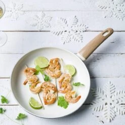 Wood-Be<br> Frying Pan, Cream White - 24cm -Greenpan Shop CC000817 001 Wood Be Frying Pan Cream White 24cm 3 3178c5fb 7b94 4bb6 81cd dfb35fda9179