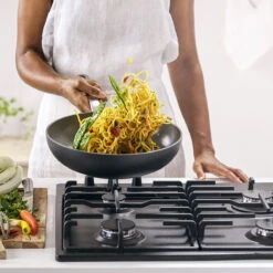 Chatham<br> WOK, DARK GREY - 28CM -Greenpan Shop CC002290 001 Chatham CHATHAM WOK DARK GREY 28CM 6 9e8c465f c464 420e b490 7b8bcdfbf605