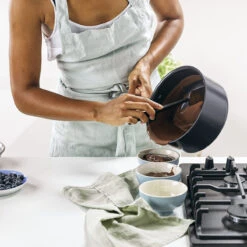 Chatham<br> SAUCEPAN WITH LID, BLACK - 20CM -Greenpan Shop CC002670 001 Chatham CHATHAM SAUCEPAN WITH LID BLACK 20CM 9 a7a720e4 41dc 45e7 99bf 38a34d13e4a9