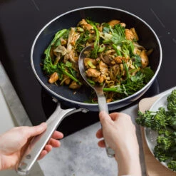 Blue Diamond<br> Classic 26cm Frypan -Greenpan Shop CC002737 001 Blue Diamond Blue Diamond Classic 26cm Frypan 3 e3fe92e7 d1bd 4618 9149 3578f325538c