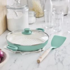 GreenLife Soft Grip<br> SOFT GRIP GRILL PAN WITH LID, TURQUOISE - 28CM -Greenpan Shop CC004872 001 GreenLife Soft Grip SOFT GRIP GRILL PAN WITH LID TURQUOISE 28CM 4 37d5aeed 93ce 47cc a052 1c74e5c17d73