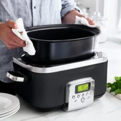 Slow Cooker<br> Black, 6L -Greenpan Shop CC005723 001 SLOW COOKER BLACK 6L 7 R1 9f6652a4 d5c4 4564 82ed baf2483b003a