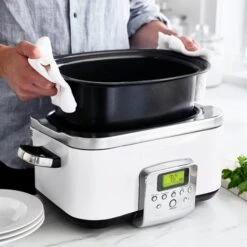 Slow Cooker<br> Cloud Cream, 6L -Greenpan Shop CC005724 001 SLOW COOKER CLOUD CREAM 6L 7 R1 c549de1f df90 492f 8cf9 808c1cc7add2