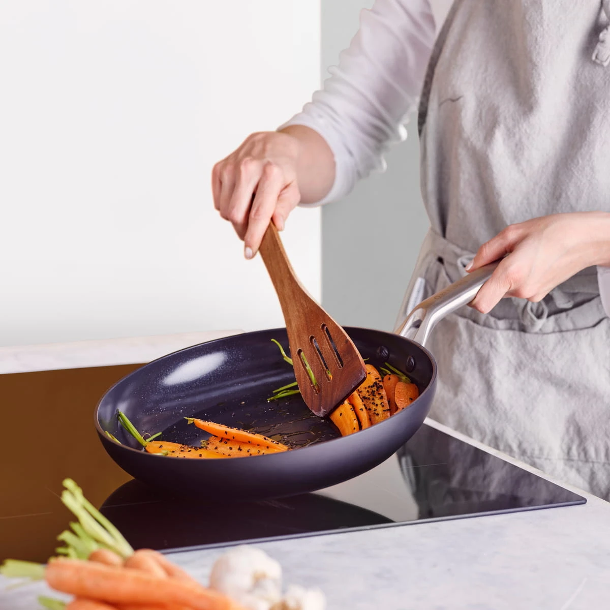 Omega<br> 3pc Cookware Sets, Black - 20, 24 & 28cm 12 Omega<br> 3pc Cookware Sets, Black - 20, 24 & 28cm - Image 10