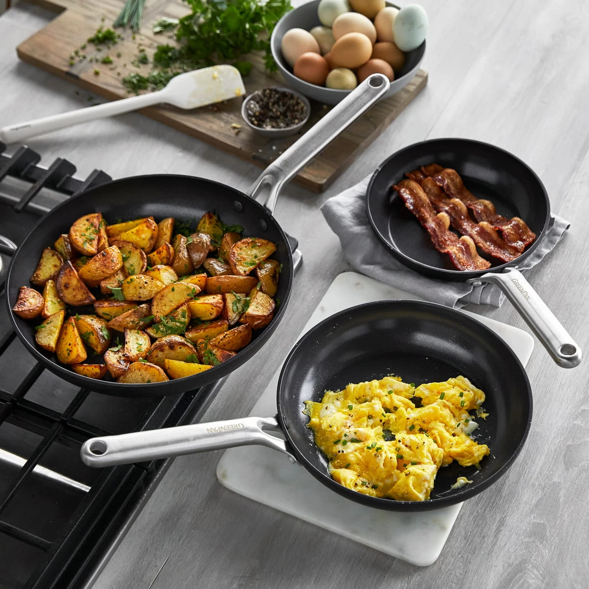 Omega<br> 3pc Cookware Sets, Black - 20, 24 & 28cm 7 Omega<br> 3pc Cookware Sets, Black - 20, 24 & 28cm - Image 5