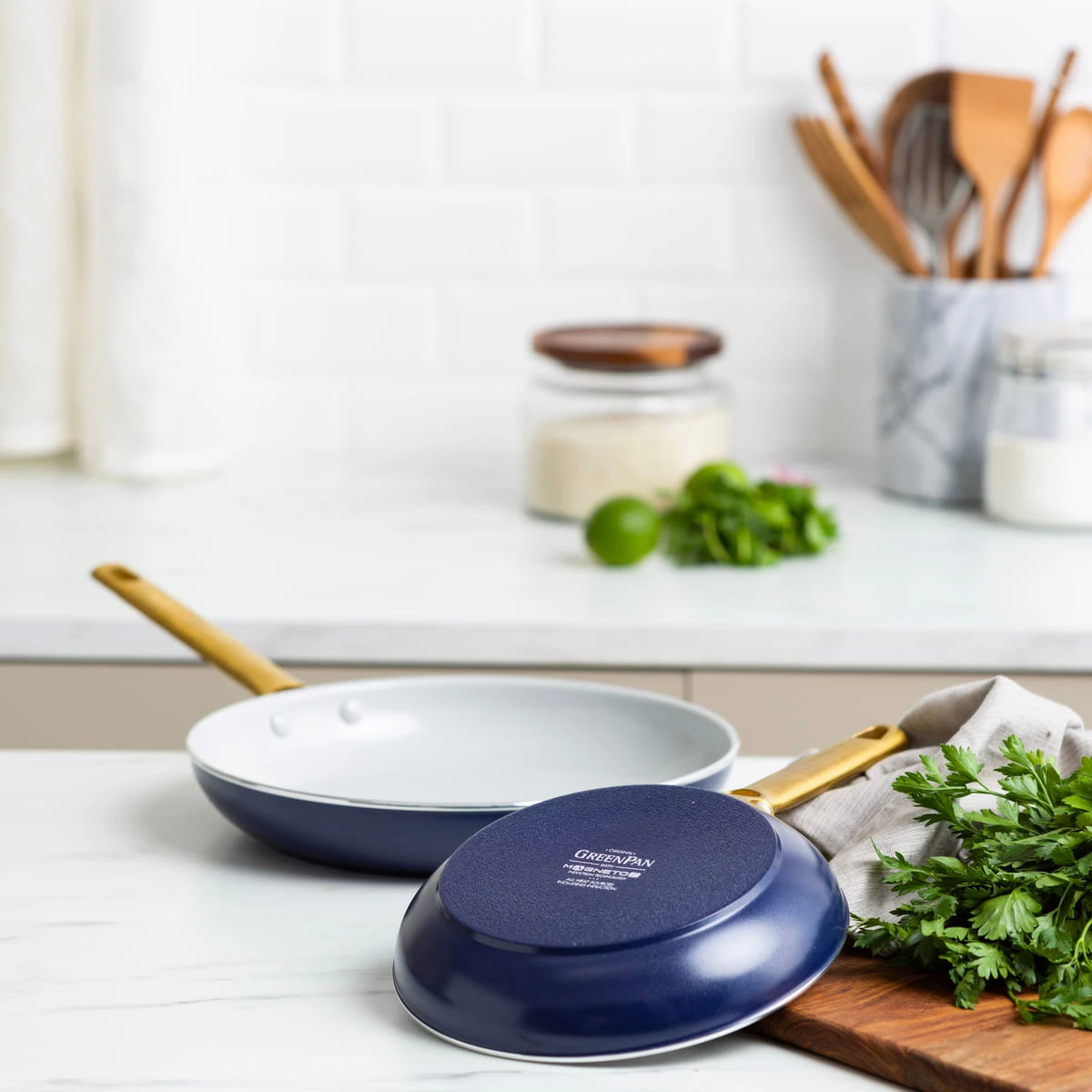 Padova<br> Frying Pan, Dark Blue - 26cm 8 Padova<br> Frying Pan, Dark Blue - 26cm - Image 6