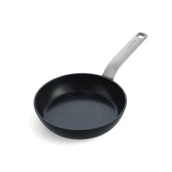 Evolution<br> Frying Pan, Black - 20cm