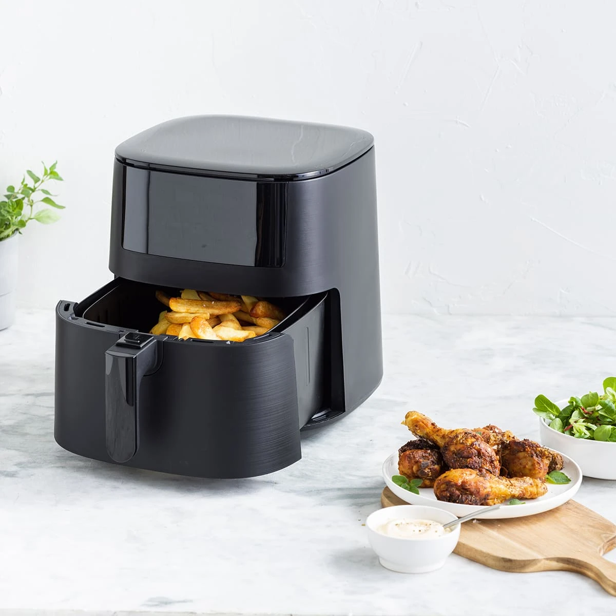 Bistro<br> XXL Air Fryer - Black 4 Bistro<br> XXL Air Fryer - Black - Image 2