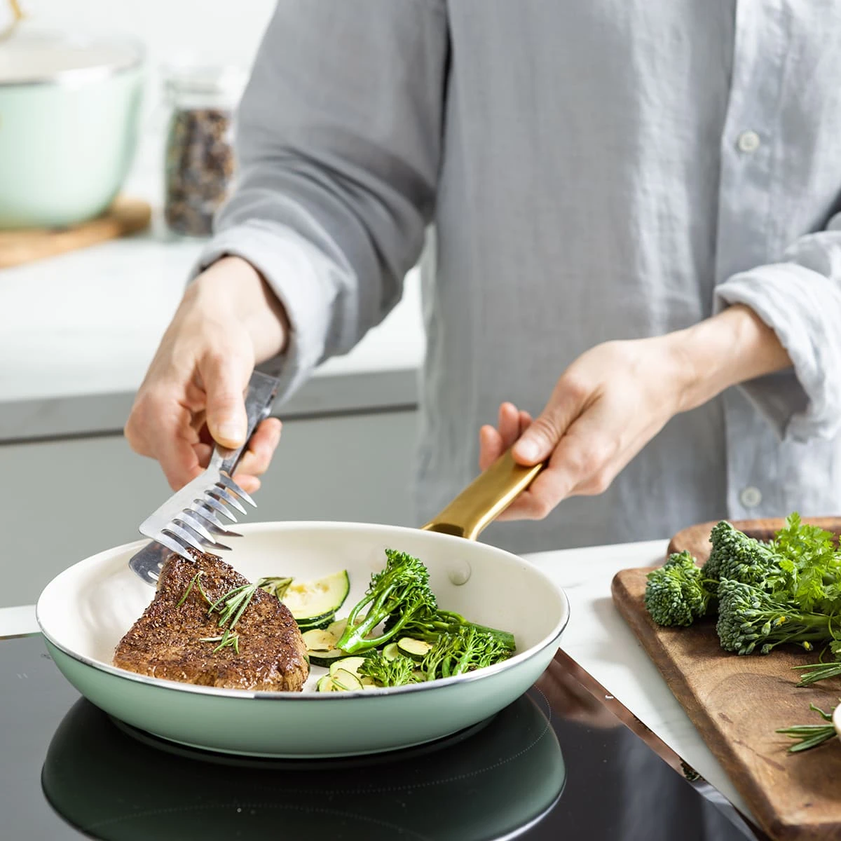 Padova<br> 2pcs Cookware Set, Pastel Green - 26 & 30 Cm 4 Padova<br> 2pcs Cookware Set, Pastel Green - 26 & 30 Cm - Image 2