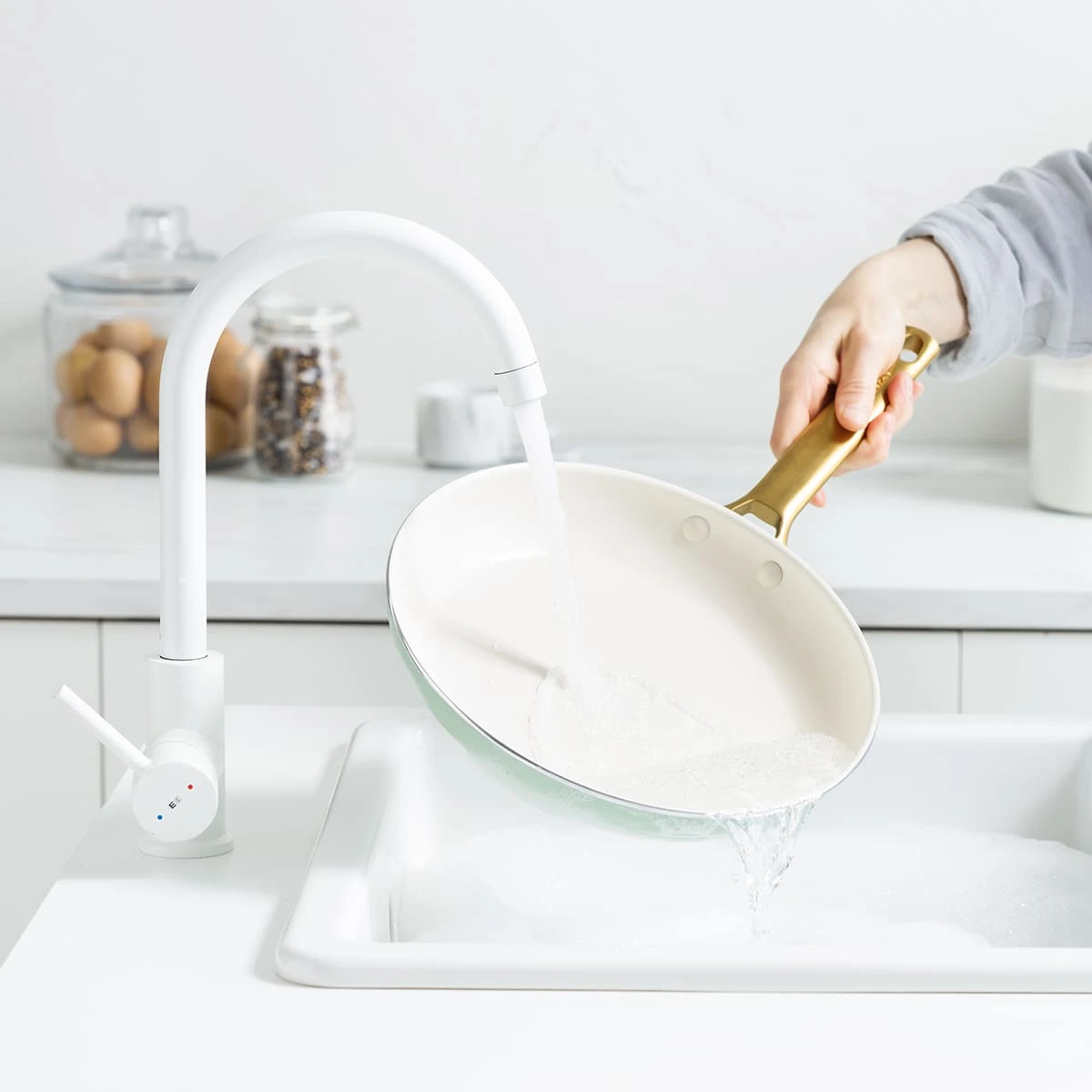 Padova<br> 2pcs Cookware Set, Pastel Green - 26 & 30 Cm 8 Padova<br> 2pcs Cookware Set, Pastel Green - 26 & 30 Cm - Image 6