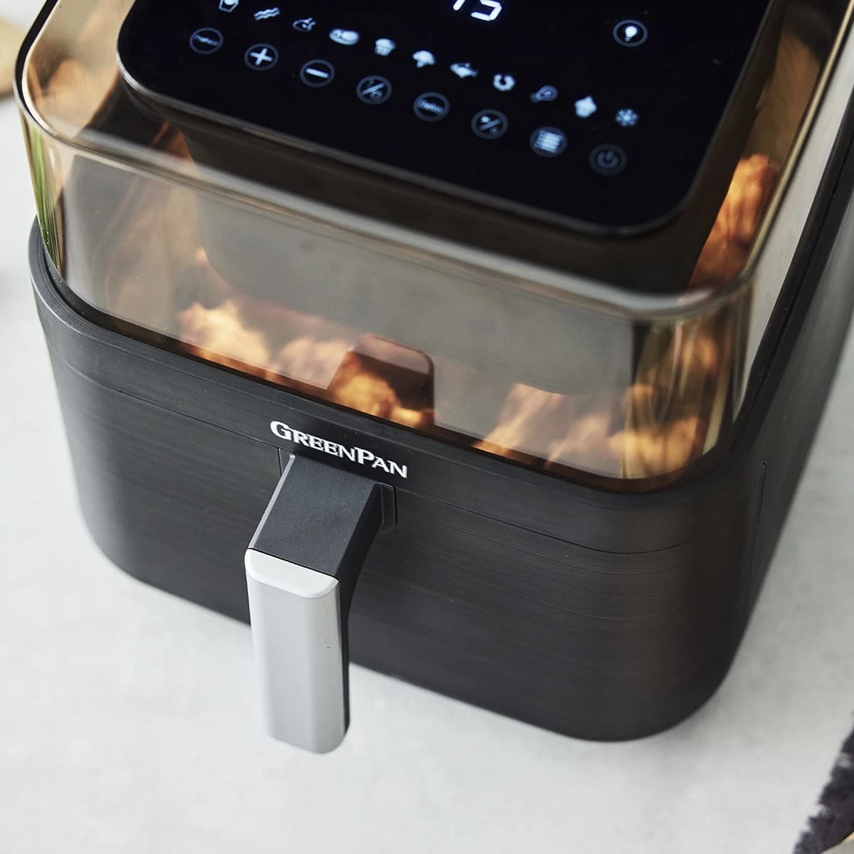 Bistro<br> Air Fryer With See-Thru Lid 6 Bistro<br> Air Fryer With See-Thru Lid - Image 4