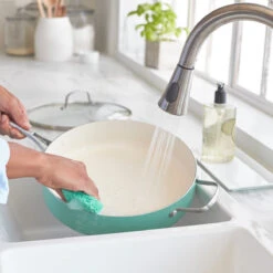 GREENLIFE ARTISAN <br> SKILLET WITH LID, Turquoise - 30CM -Greenpan Shop GL Artisan Tu CoveredSkillet Lifestyle2 02 1200x1200 04aaf25