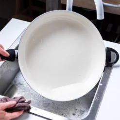 GreenPan Rio 13.5" Great Big Frypan With Helper Handle Black -Greenpan Shop GUEST 26029bfa eb1c 4112 92f8 3ac66171692f